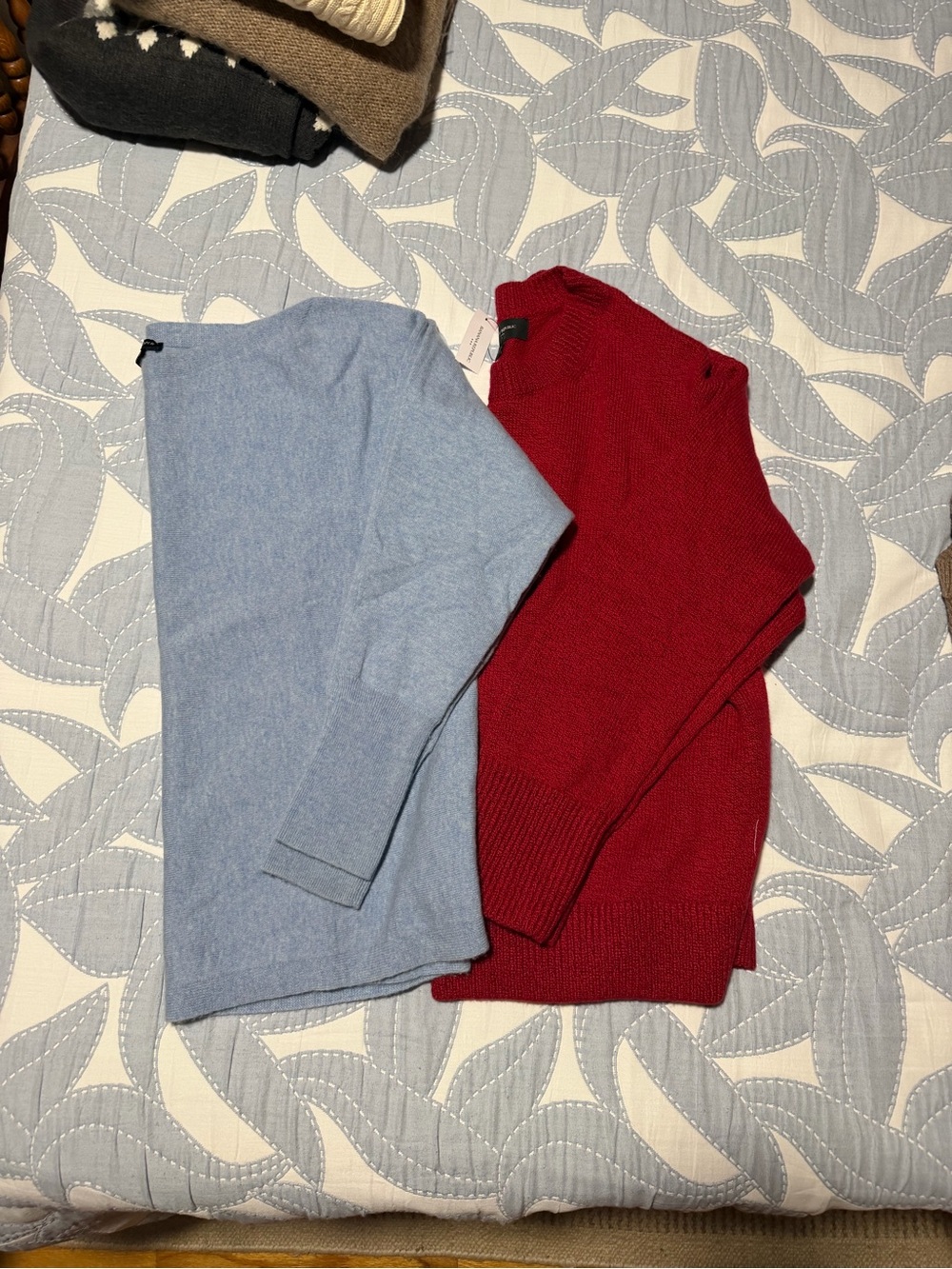 Cashmere and Banana Republic Sweater Bundle
